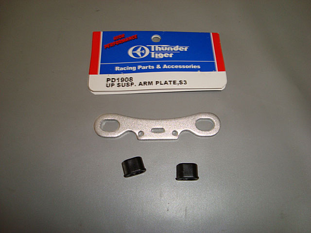 UP SUSP. ARM PLATE P/ CARRO T.TIGER EB-4 S3